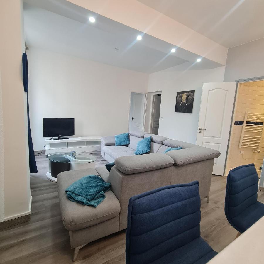 Tres Lumineux Porte De Saint-cloud - F3 Avec Parentale Appartement *